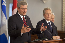 Stephen Harper et Jean Charest STEPHEN HARPER