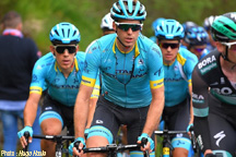 Le cycliste Hugo Houle de l'équipe Astana