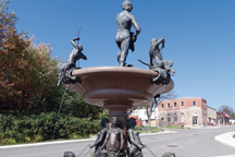 Témiscaming et sa fontaine de Venise LA FONTAINE DE VENISE À TÉMISCAMING